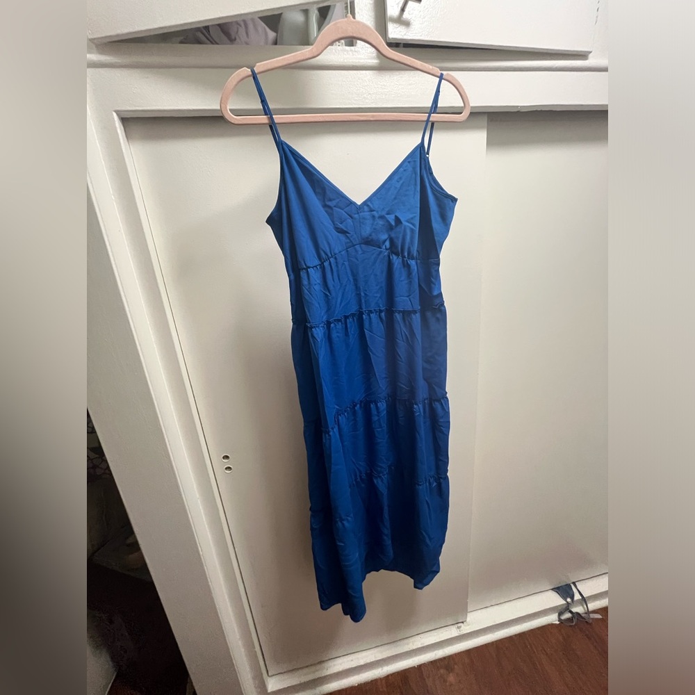 BCBG small blue midi dress